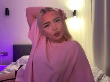 blonde8888