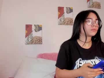 mia monroe03